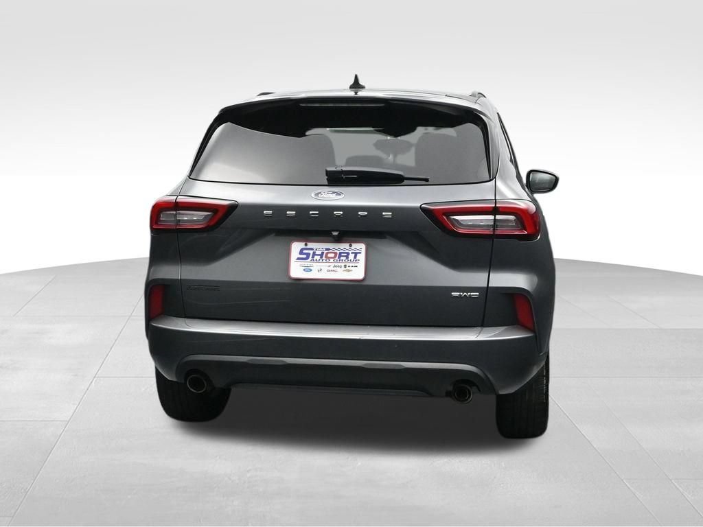 Used 2023 Ford Escape ST-Line AWD/4WD image 4