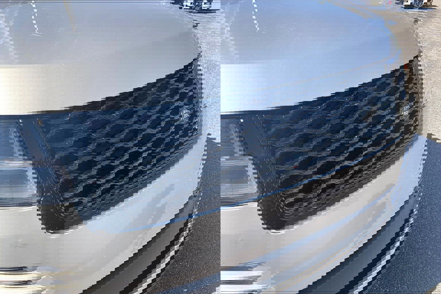 Used 2019 Land Rover Range Rover Long Wheelbase Supercharged image 5