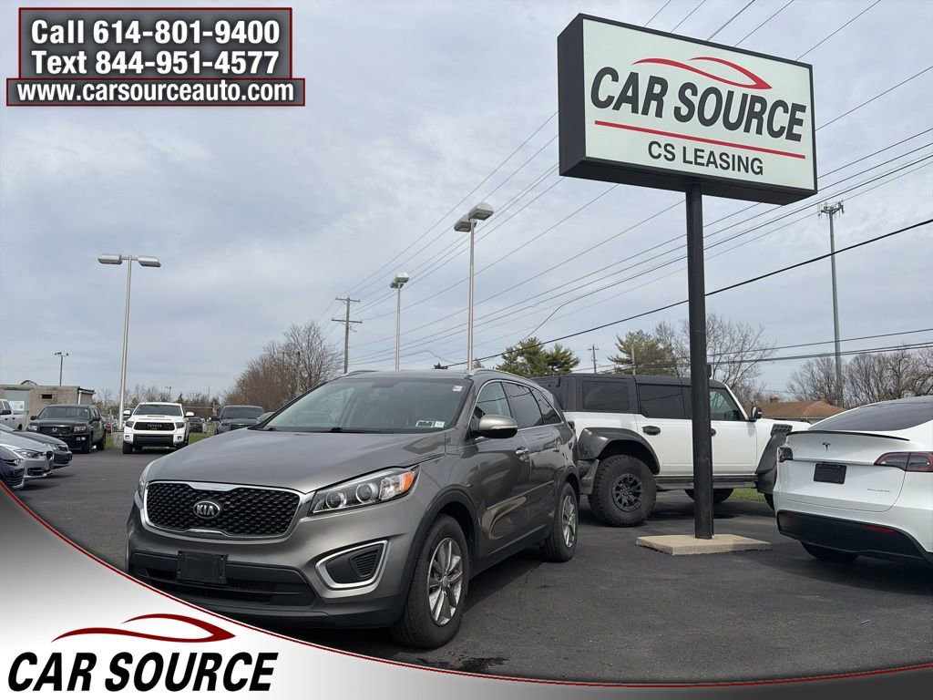 Used 2016 Kia Sorento LX image 1