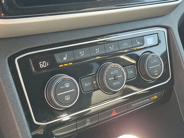 Used 2023 Volkswagen Atlas SE AWD/4WD image 16