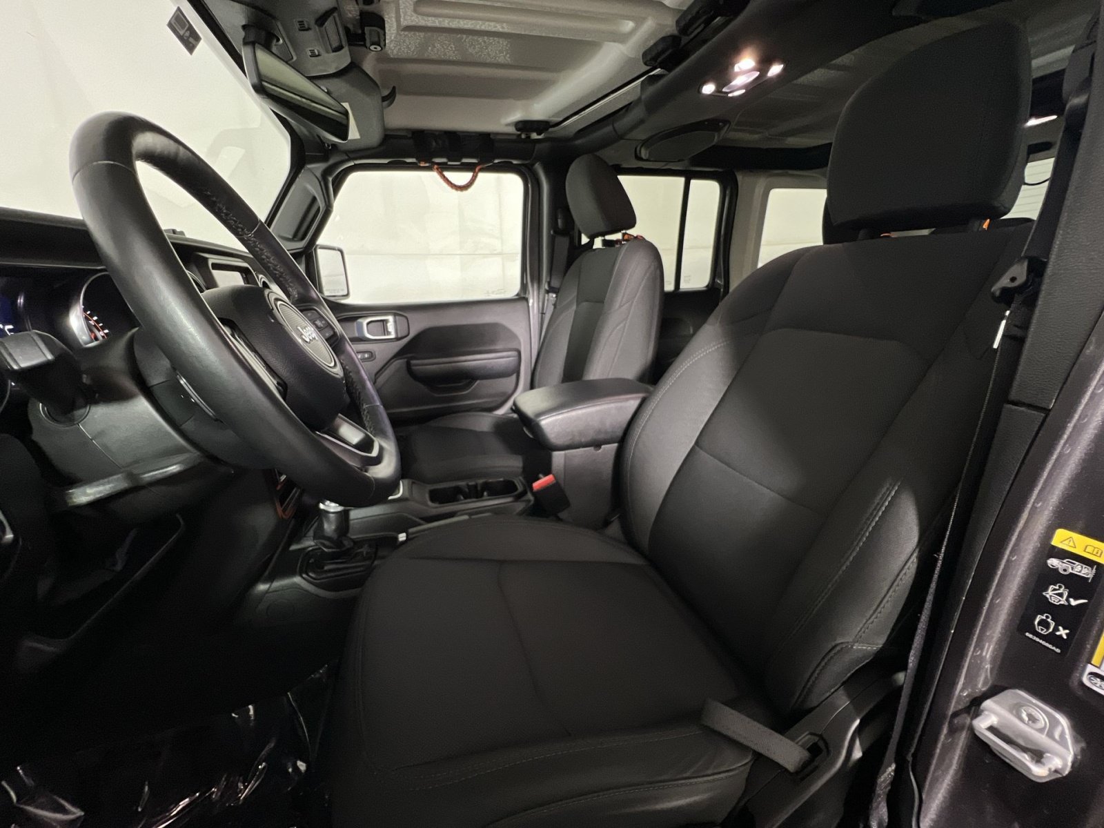 Used 2022 Jeep Wrangler Unlimited Sport AWD/4WD image 13