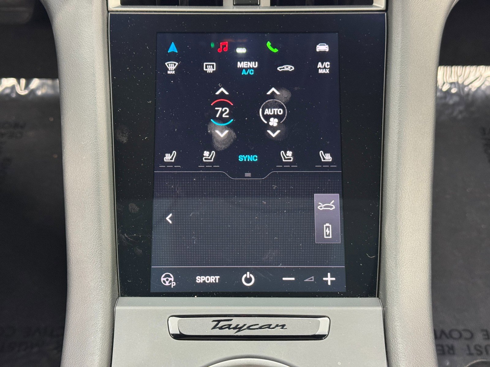 Used 2021 Porsche Taycan 4 Cross Turismo w/ Premium Package AWD/4WD image 32
