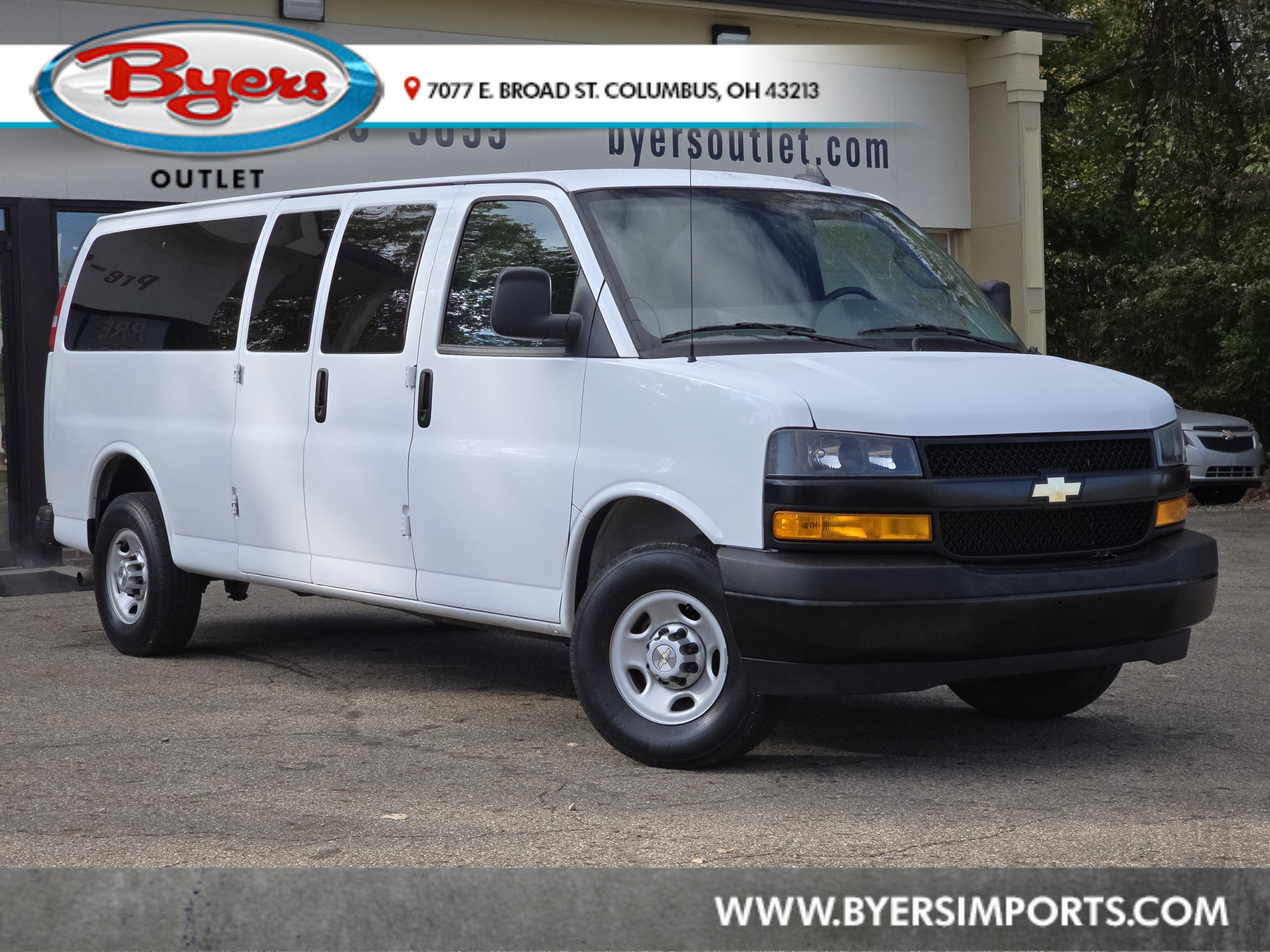 Used 2023 Chevrolet Express 3500 LS image 1