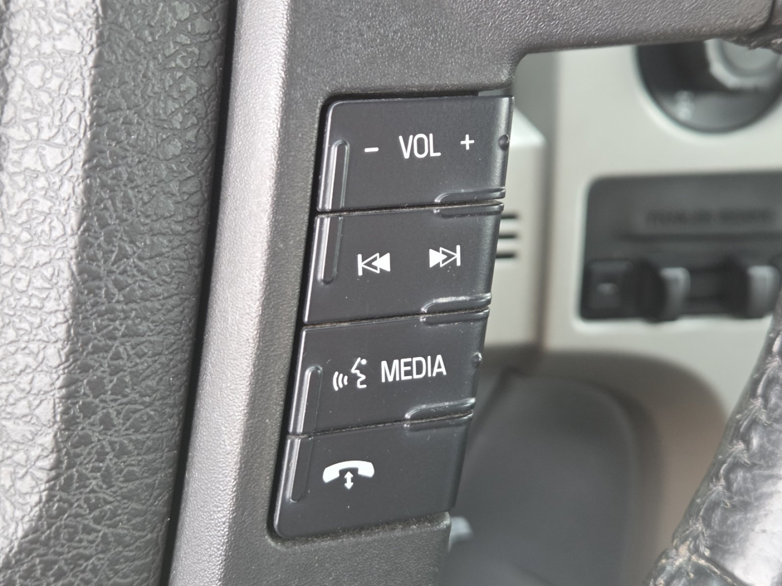 Used 2013 Ford F150 Lariat w/ Lariat Chrome Pkg AWD/4WD image 30