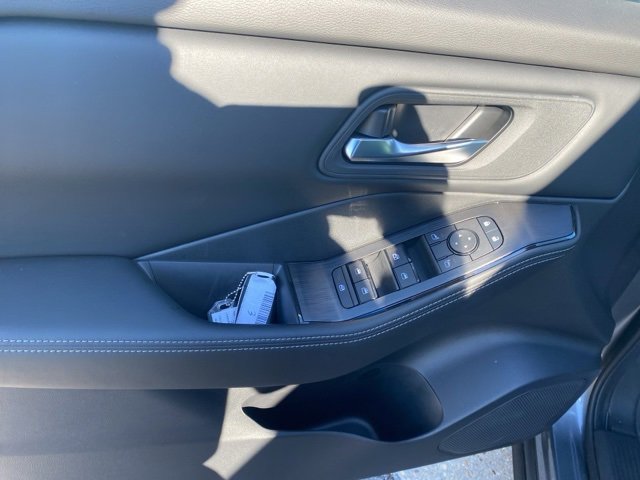 New 2026 Nissan Rogue SV image 16