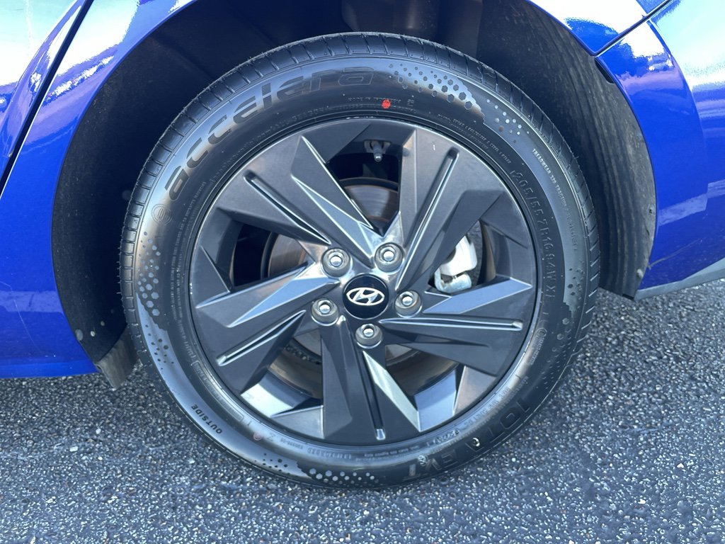 Used 2021 Hyundai Elantra SEL image 24