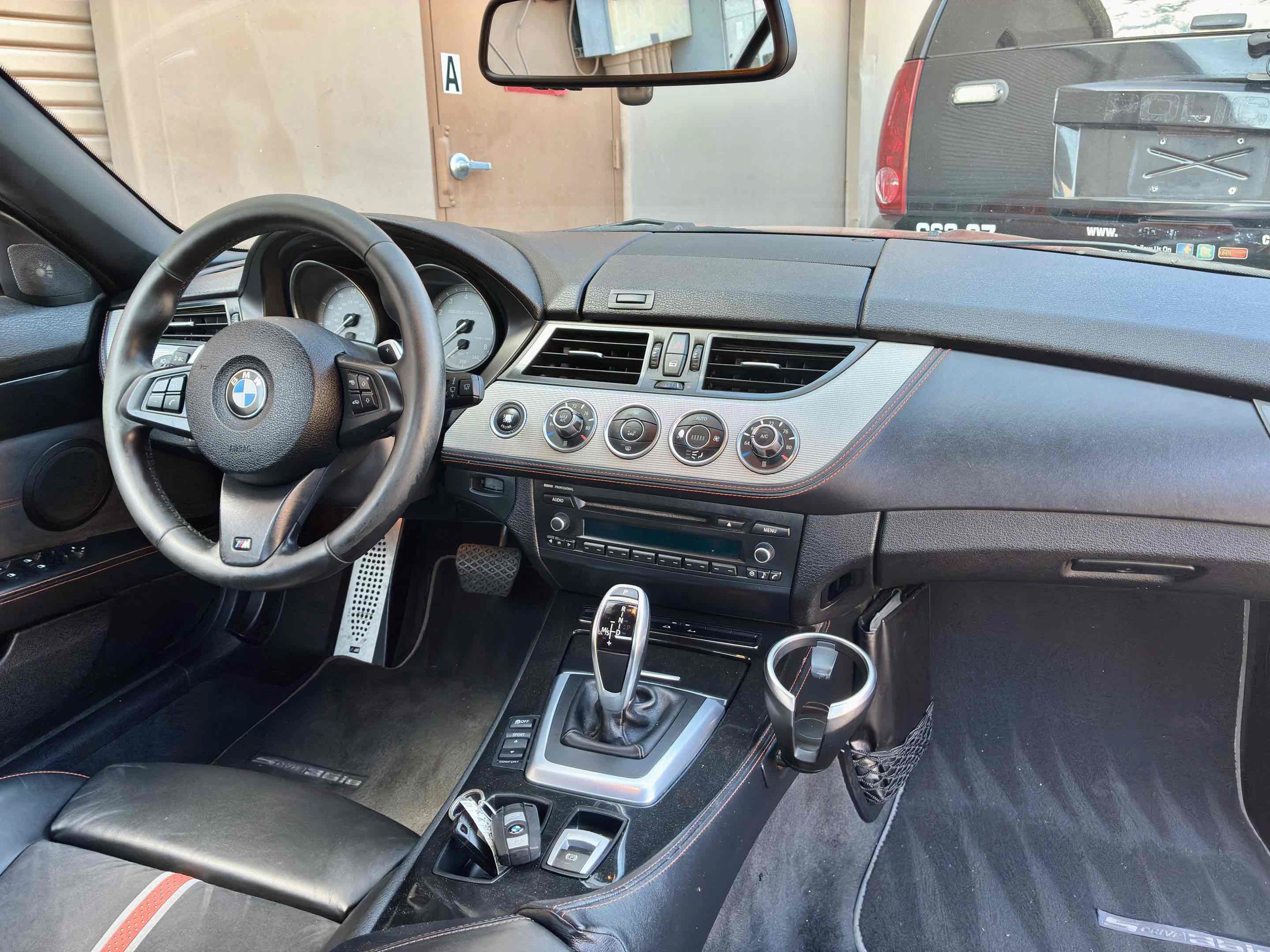 Used 2014 BMW Z4 sDrive35is RWD image 16