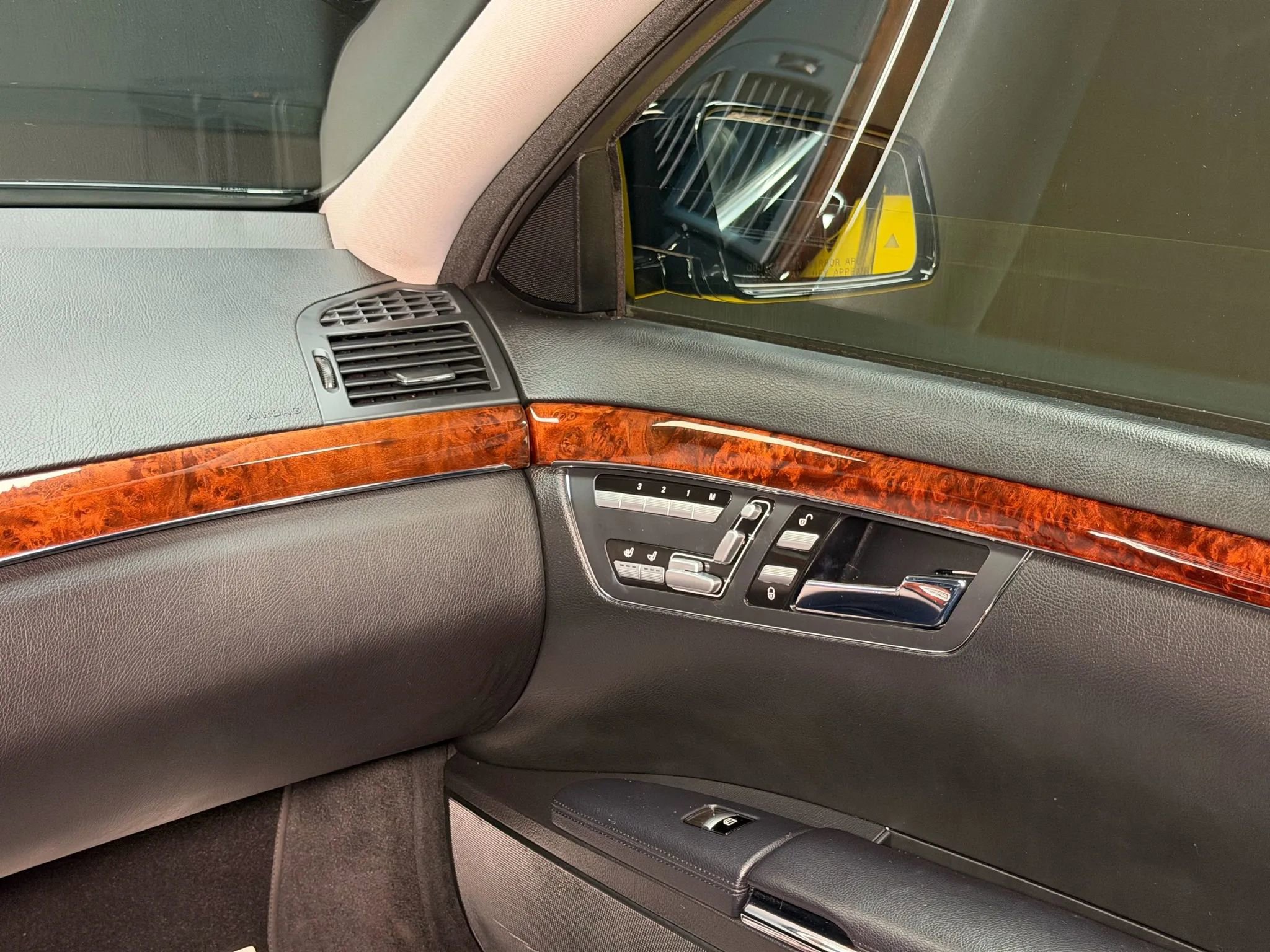 Used 2013 Mercedes-Benz S 550 w/ Sport Pkg Plus One image 26