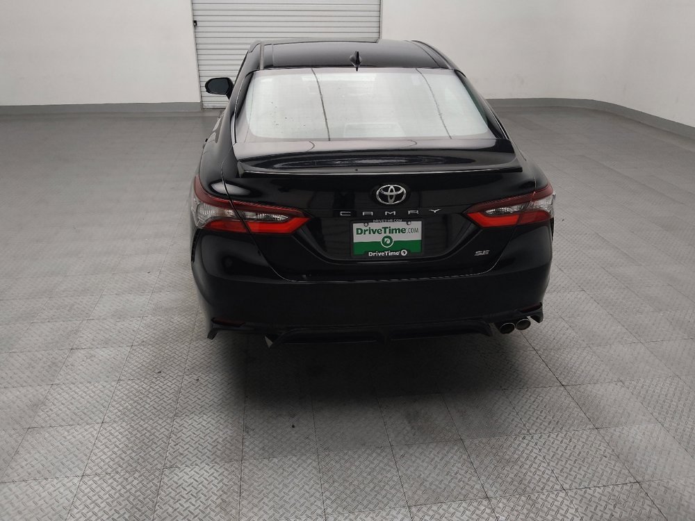 Used 2021 Toyota Camry SE FWD image 6