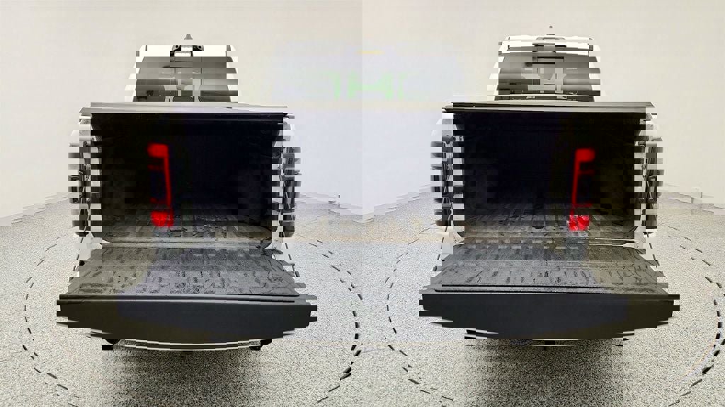 Used 2023 RAM 1500 Limited AWD/4WD image 22