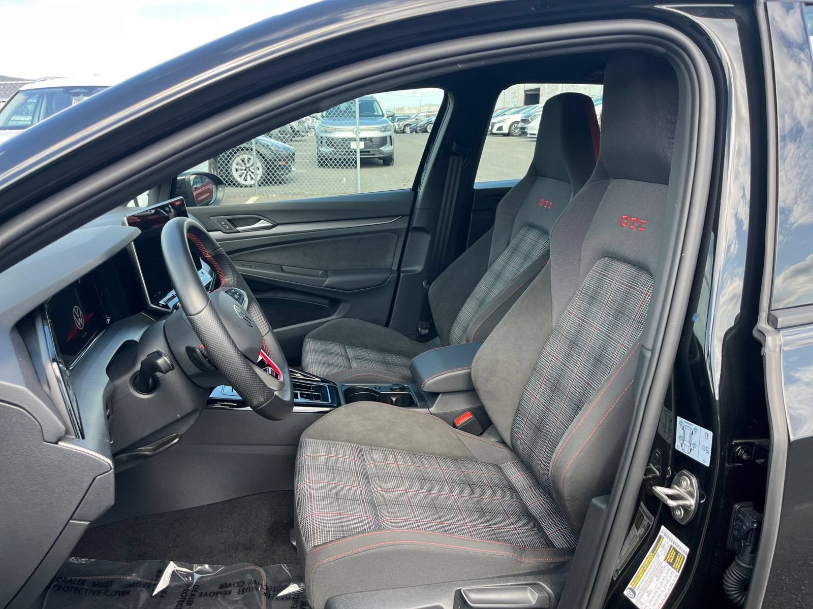 Used 2026 Volkswagen Golf S FWD image 35