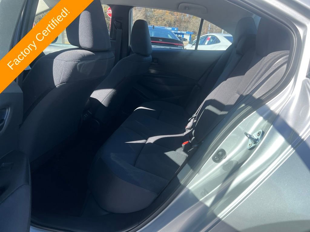 Used 2025 Toyota Corolla LE image 11