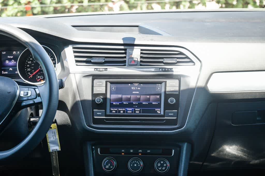 Used 2021 Volkswagen Tiguan S FWD image 11