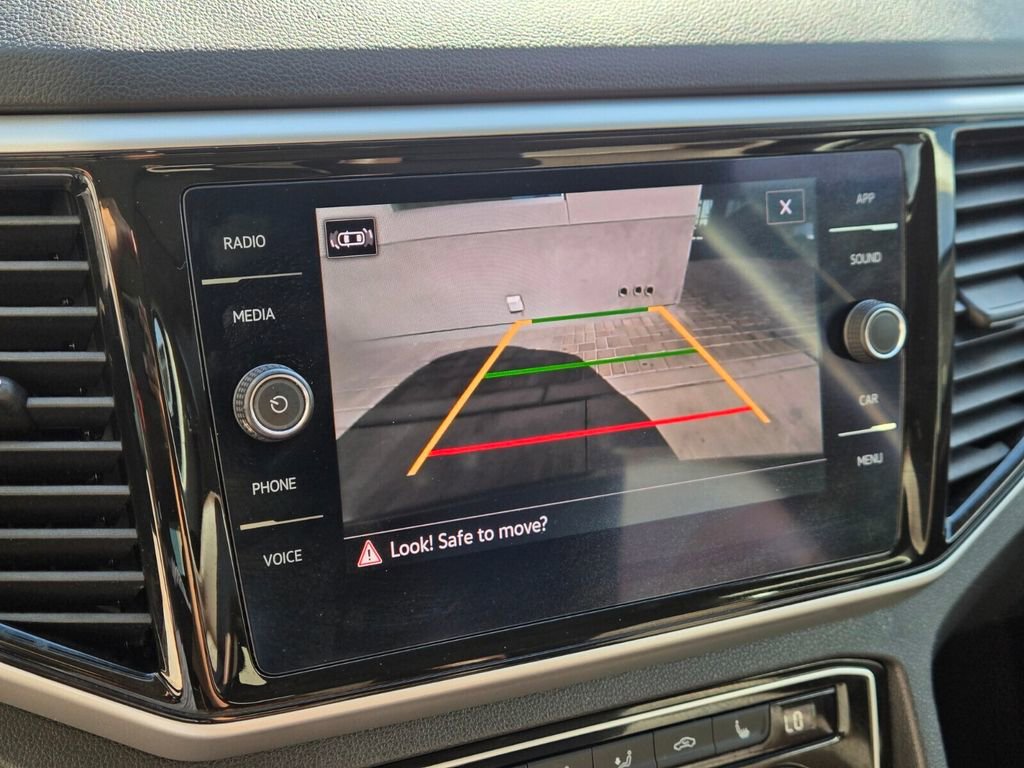 Used 2022 Volkswagen Atlas SE w/ Panoramic Sunroof Package image 28