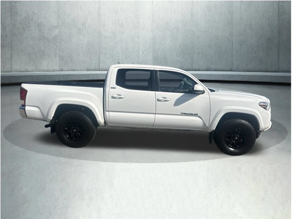 Used 2019 Toyota Tacoma SR5 AWD/4WD image 7