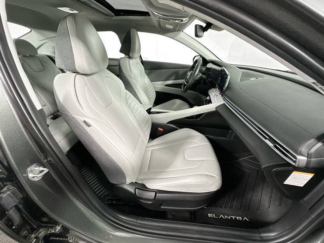 Used 2024 Hyundai Elantra Limited FWD image 31