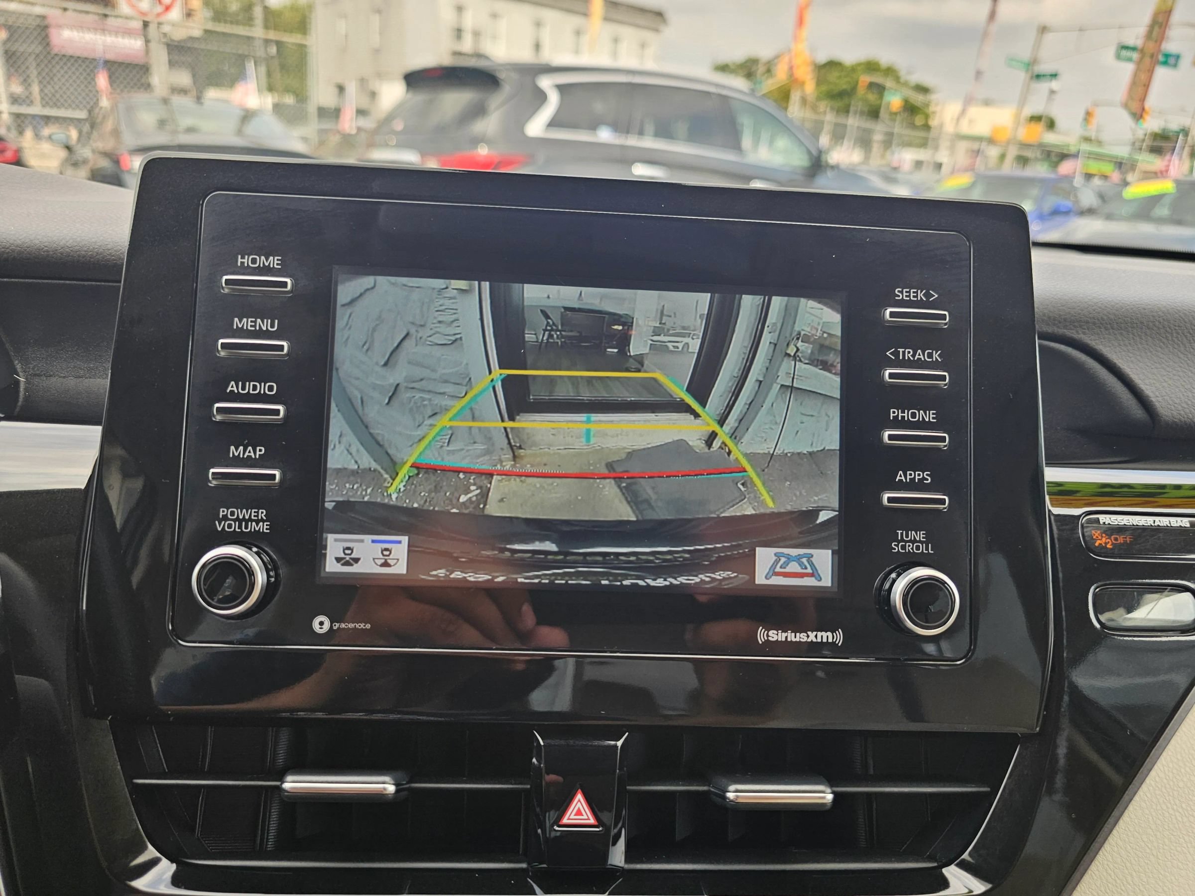 Used 2021 Toyota Camry LE FWD image 27