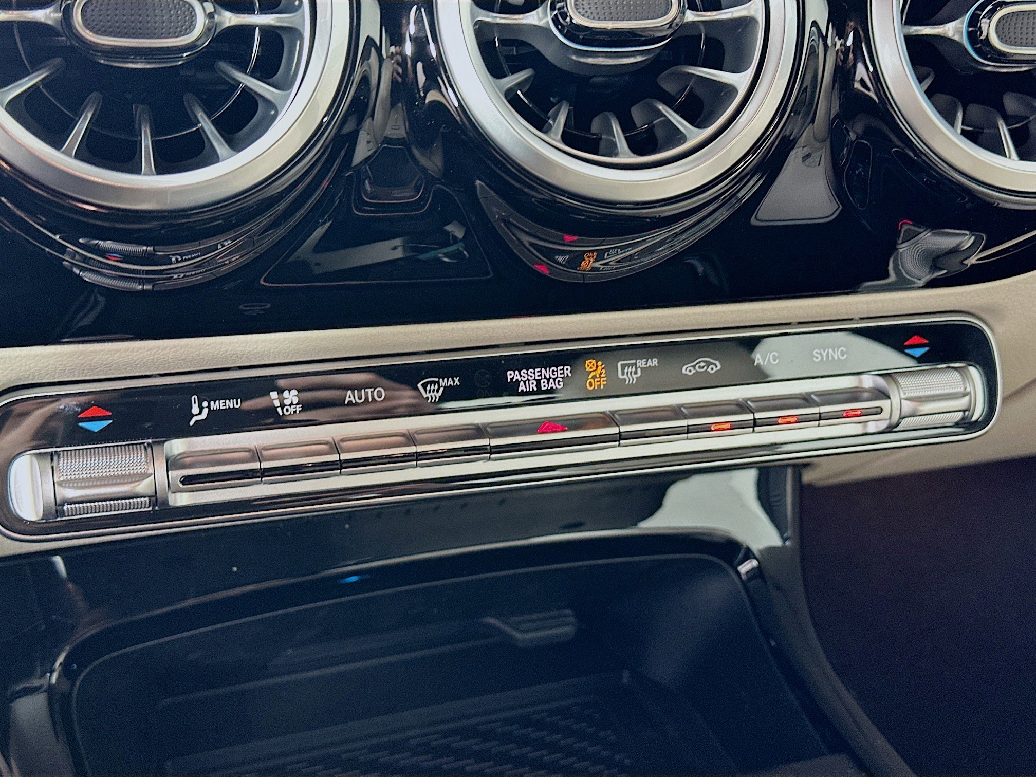 Certified 2025 Mercedes-Benz CLA 250 4MATIC image 20