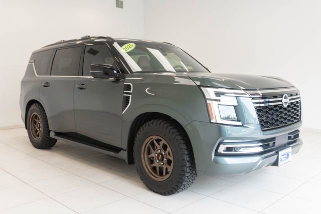 Used 2025 Nissan Armada Platinum Reserve AWD/4WD image 7