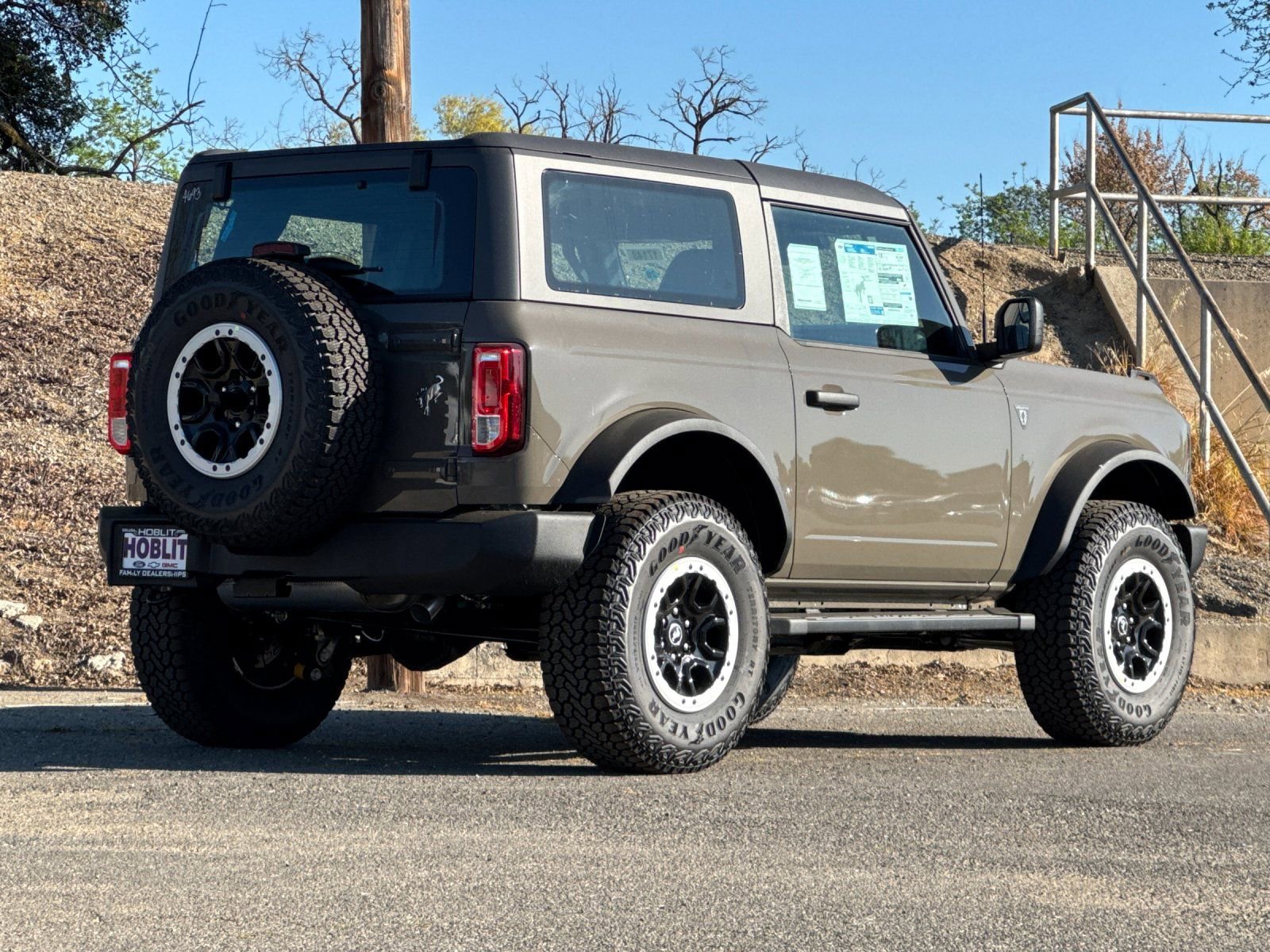 New 2026 Ford Bronco 2-Door w/ Sasquatch Package image 3
