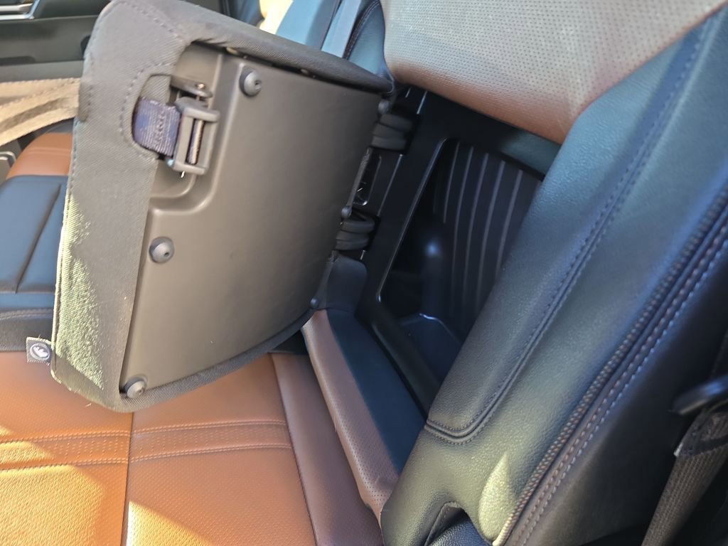 Used 2024 Chevrolet Silverado 1500 High Country w/ Z71 Off-Road Package image 18