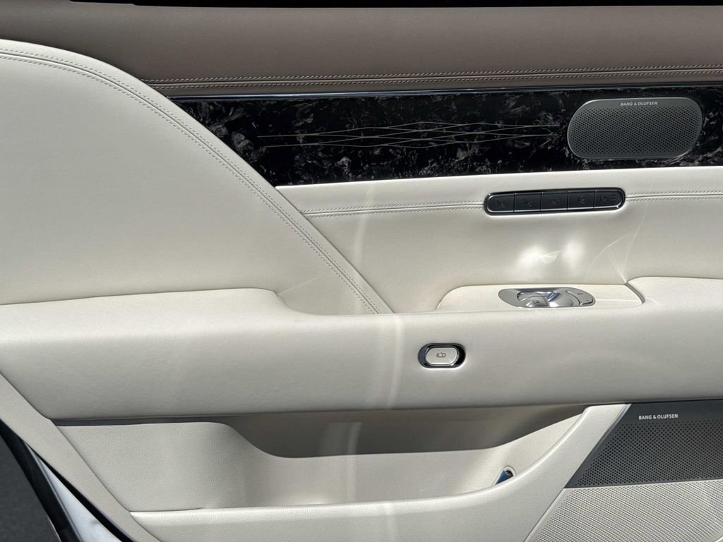New 2026 Genesis G90 3.5T AWD/4WD image 18