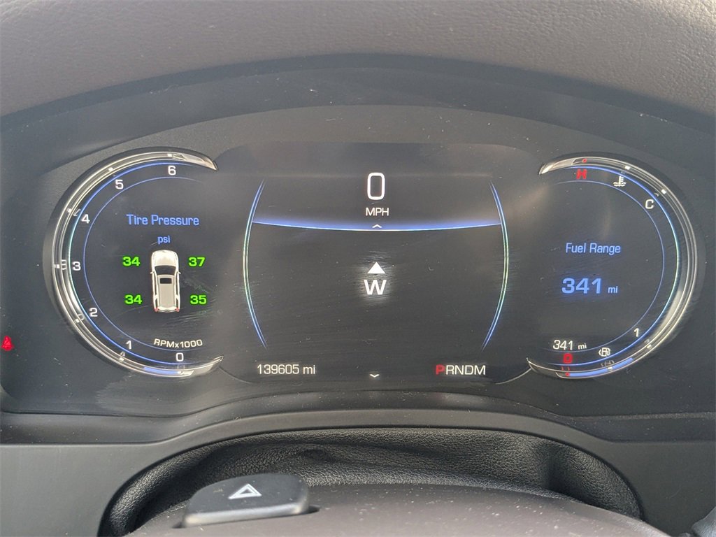 Used 2016 Cadillac Escalade Luxury image 33