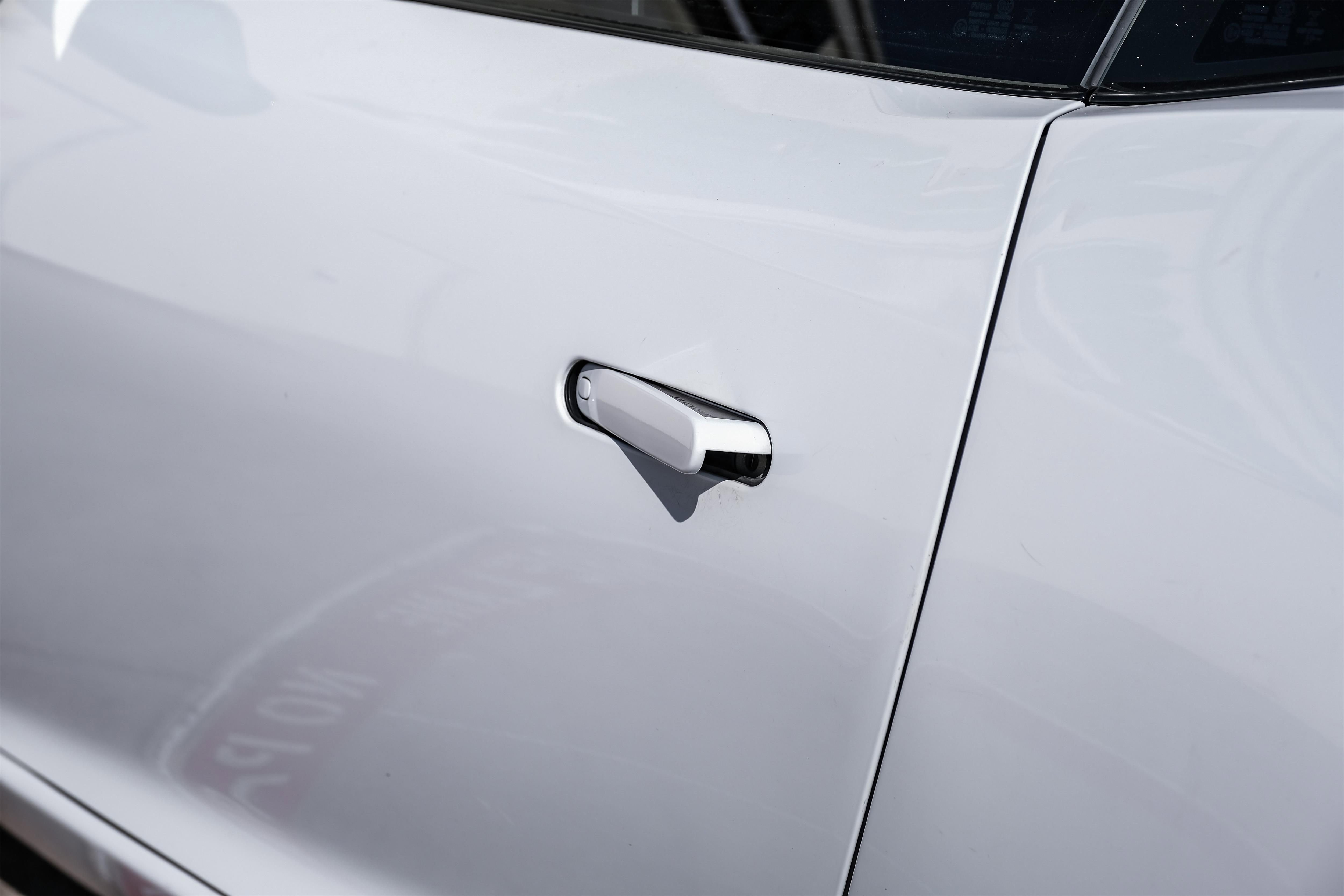 Used 2021 Jaguar F-TYPE Coupe image 32