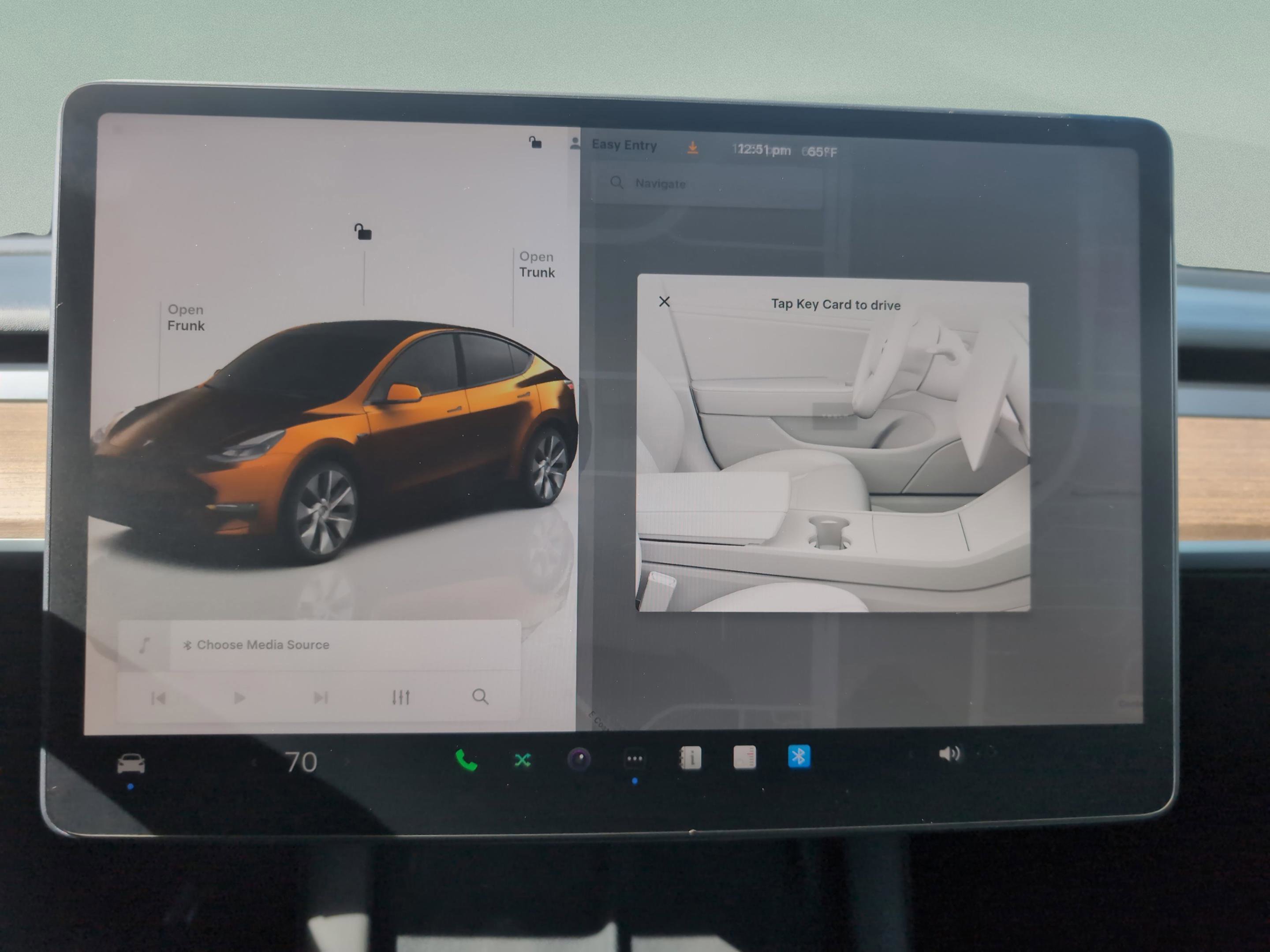 Used 2023 Tesla Model Y Long Range image 31