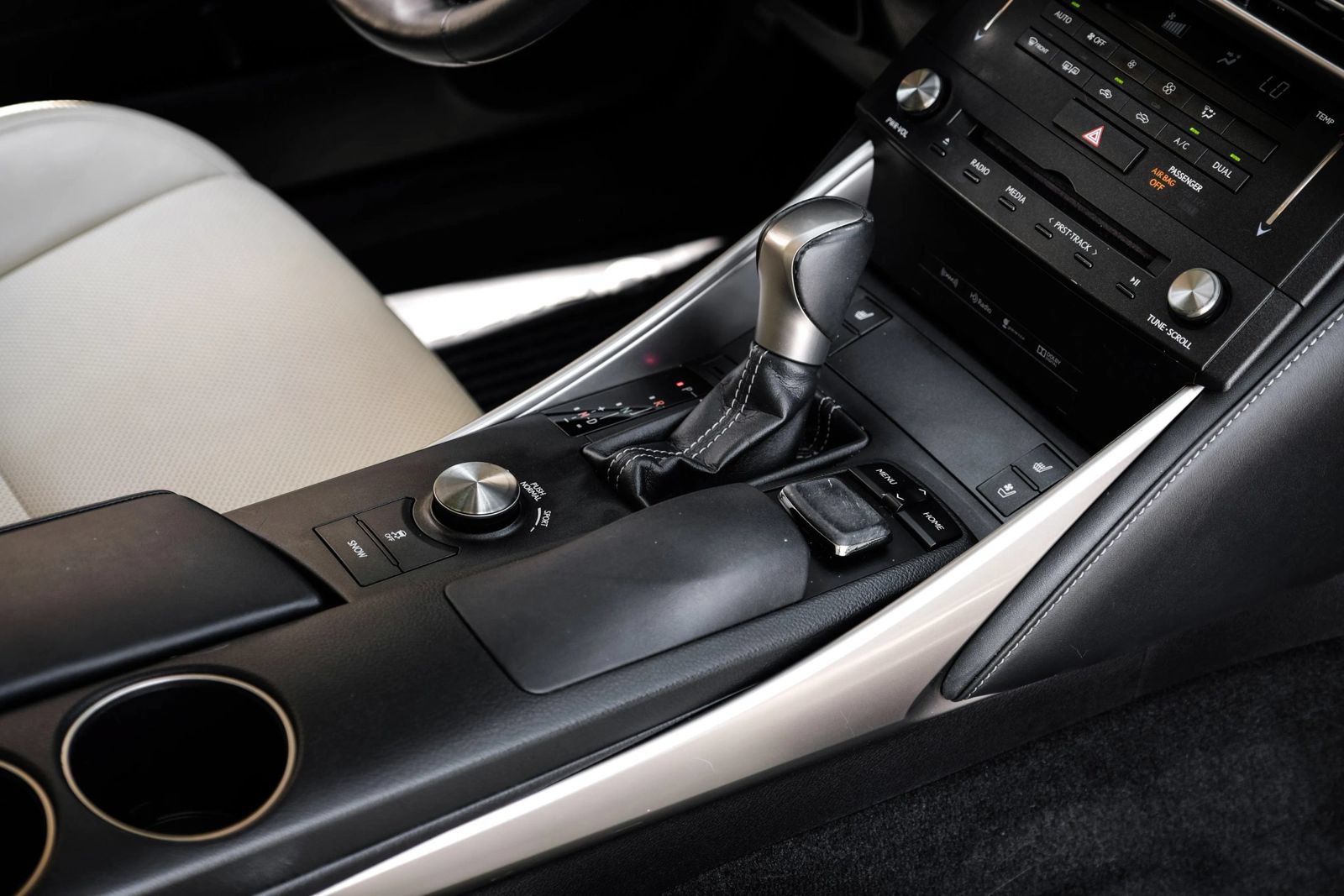 Used 2015 Lexus IS 250 AWD w/ Navigation System Package image 23