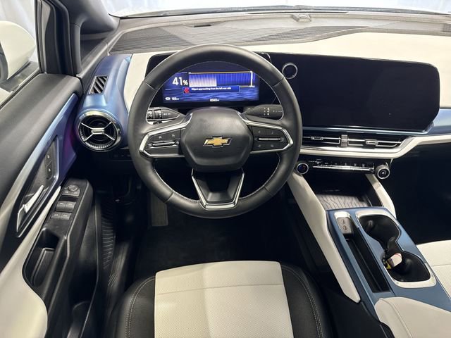 Certified 2025 Chevrolet Equinox EV LT FWD image 14