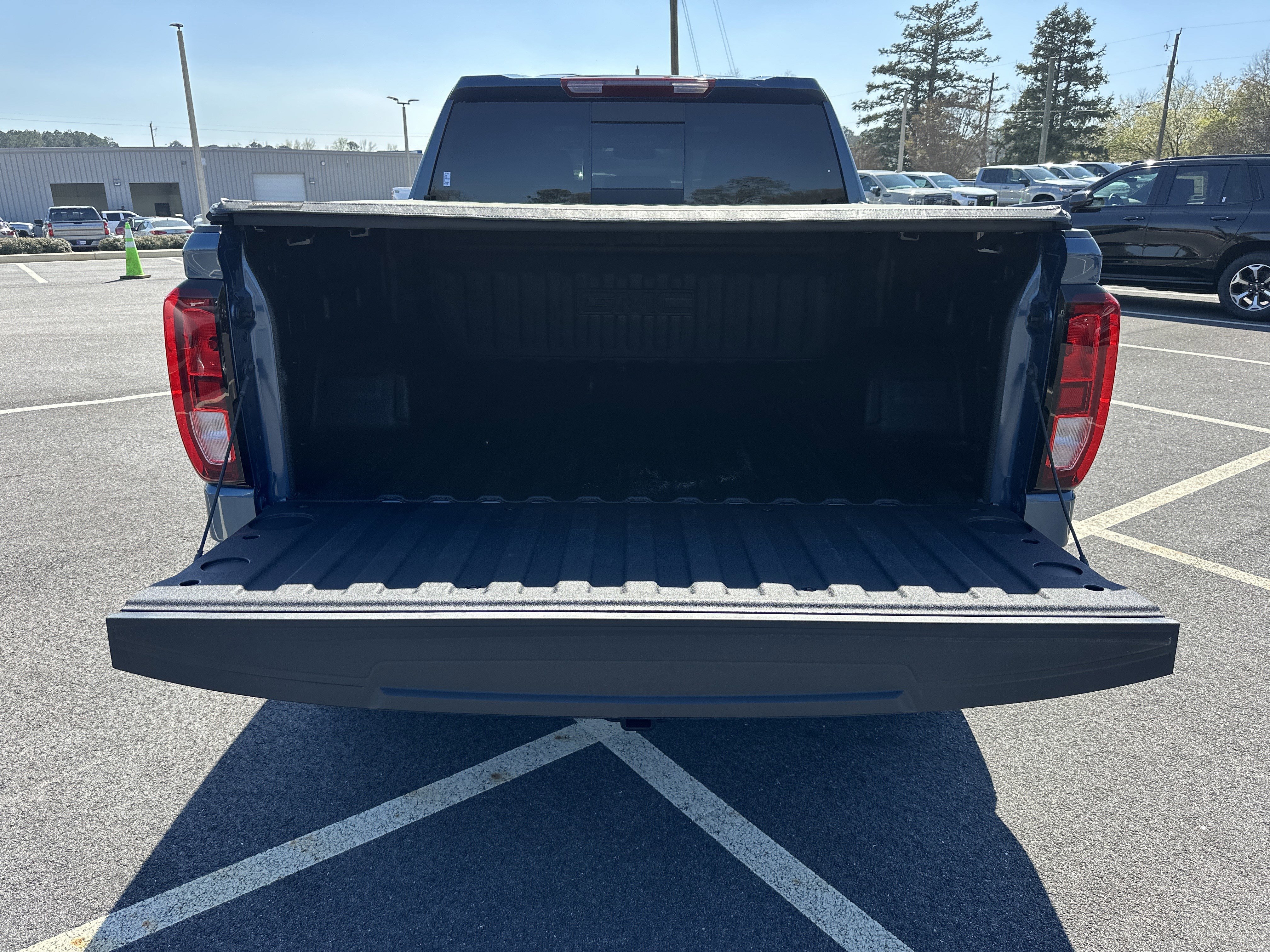 Certified 2025 GMC Sierra 1500 Elevation w/ Elevation Premium Package image 19