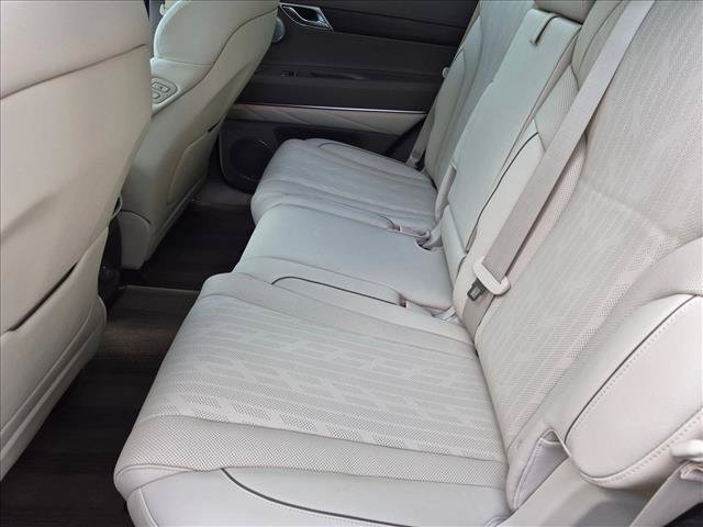 Used 2023 Genesis GV80 2.5T w/ Advanced Package AWD/4WD image 18