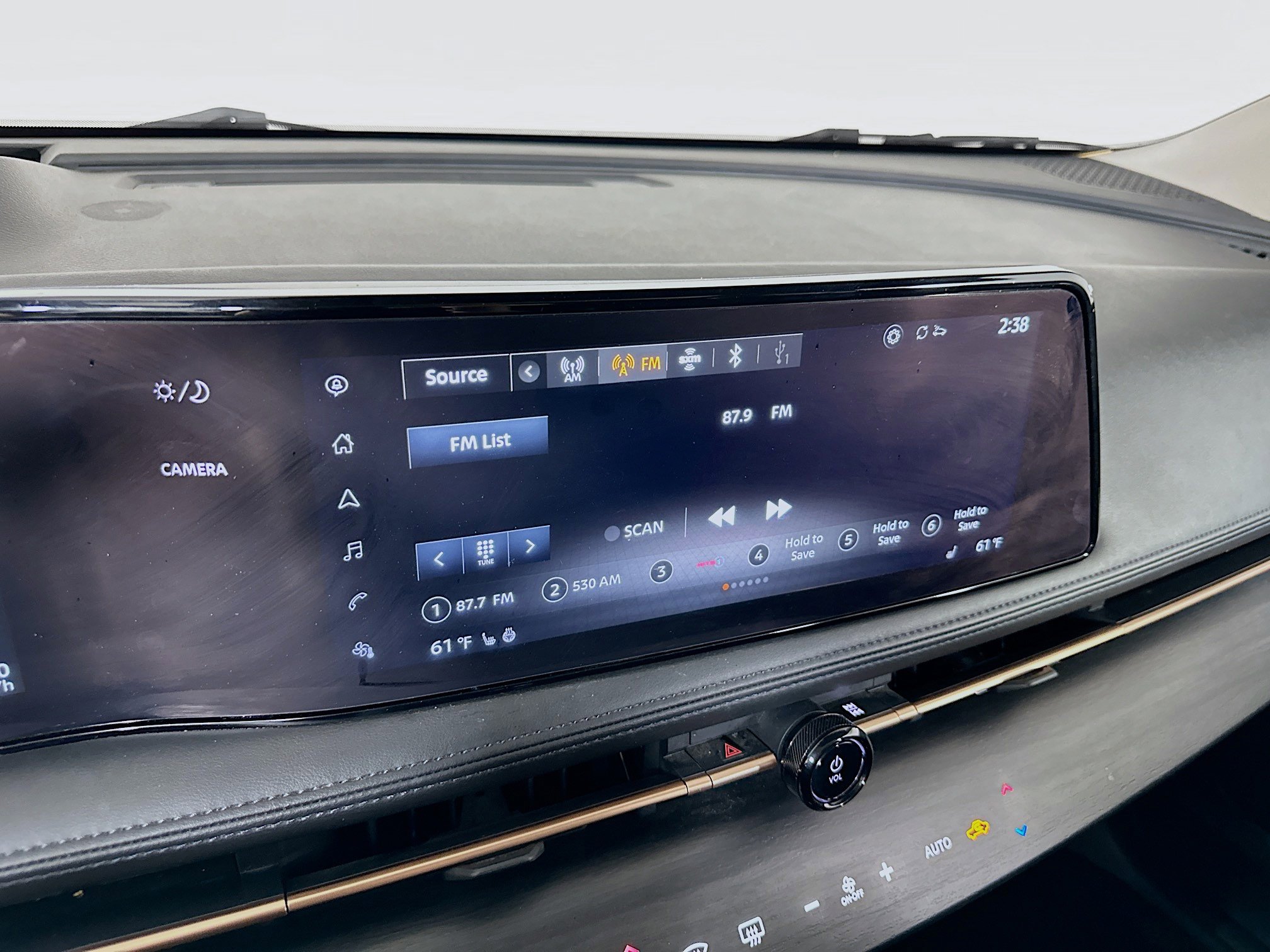 Used 2023 Nissan Ariya AWD image 19