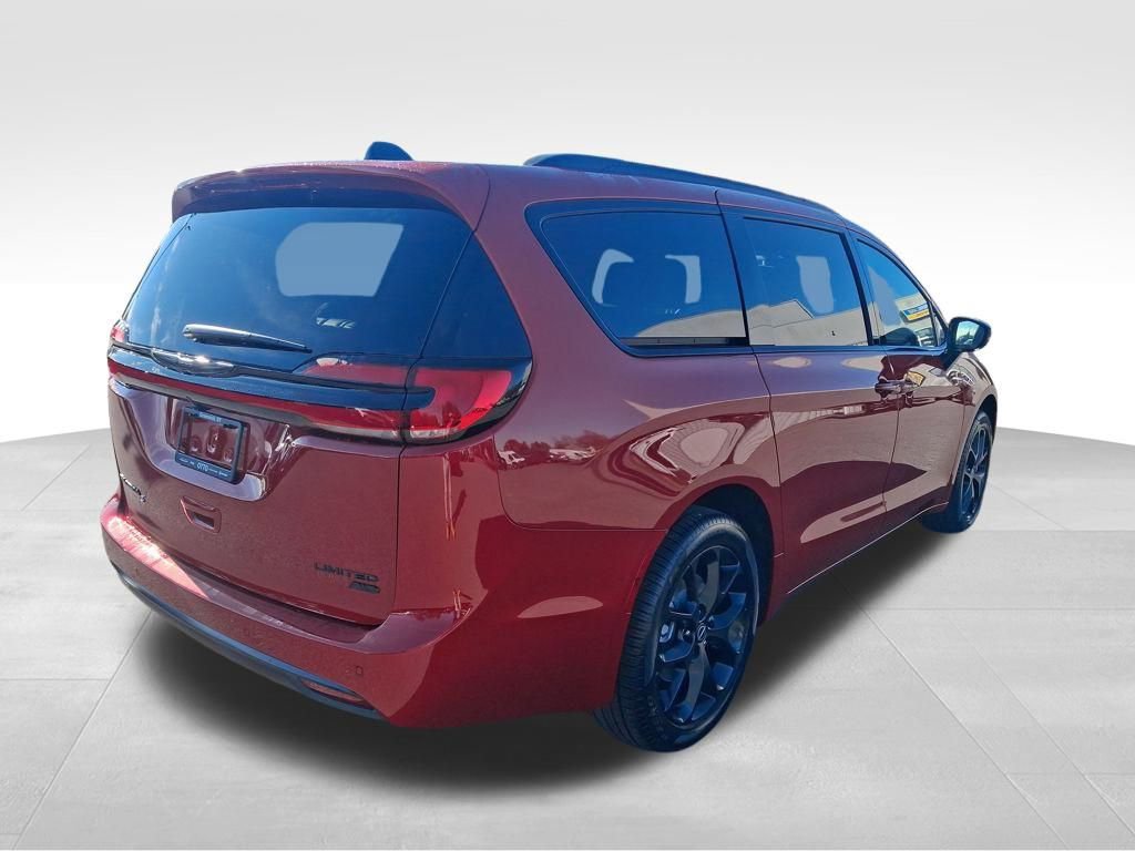 New 2026 Chrysler Pacifica Limited w/ S Appearance Package image 7