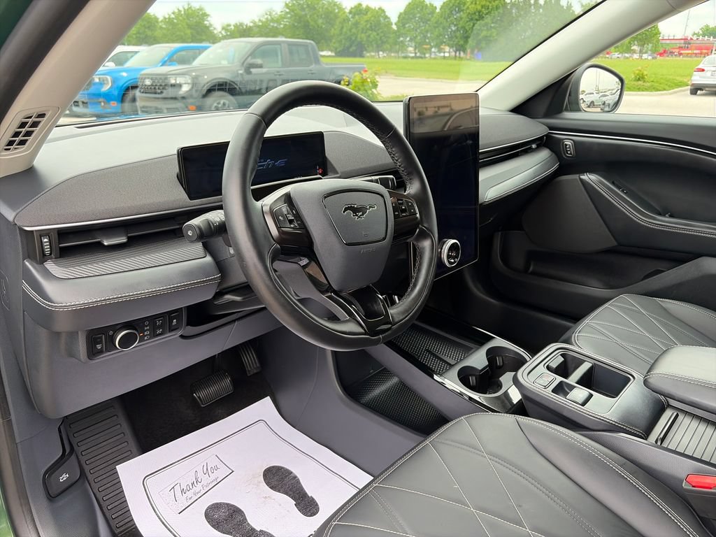 Used 2025 Ford Mustang Mach-E Select w/ Comfort Package Lite AWD/4WD image 14
