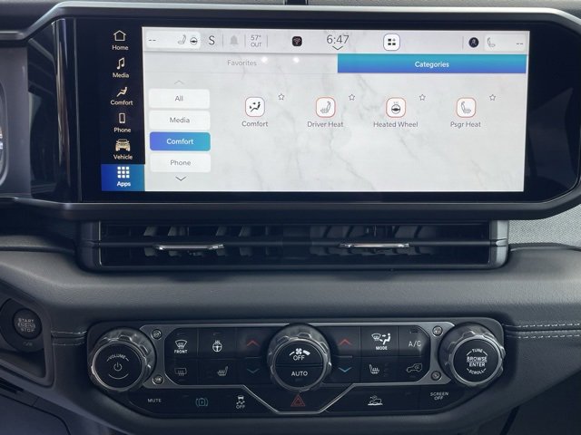 Used 2024 Jeep Wrangler Unlimited Sahara image 9