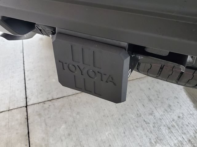 New 2026 Toyota 4Runner TRD Off-Road Premium AWD/4WD image 6