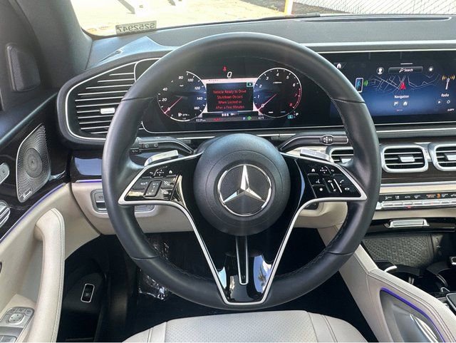 Used 2024 Mercedes-Benz GLE 350 4MATIC image 11