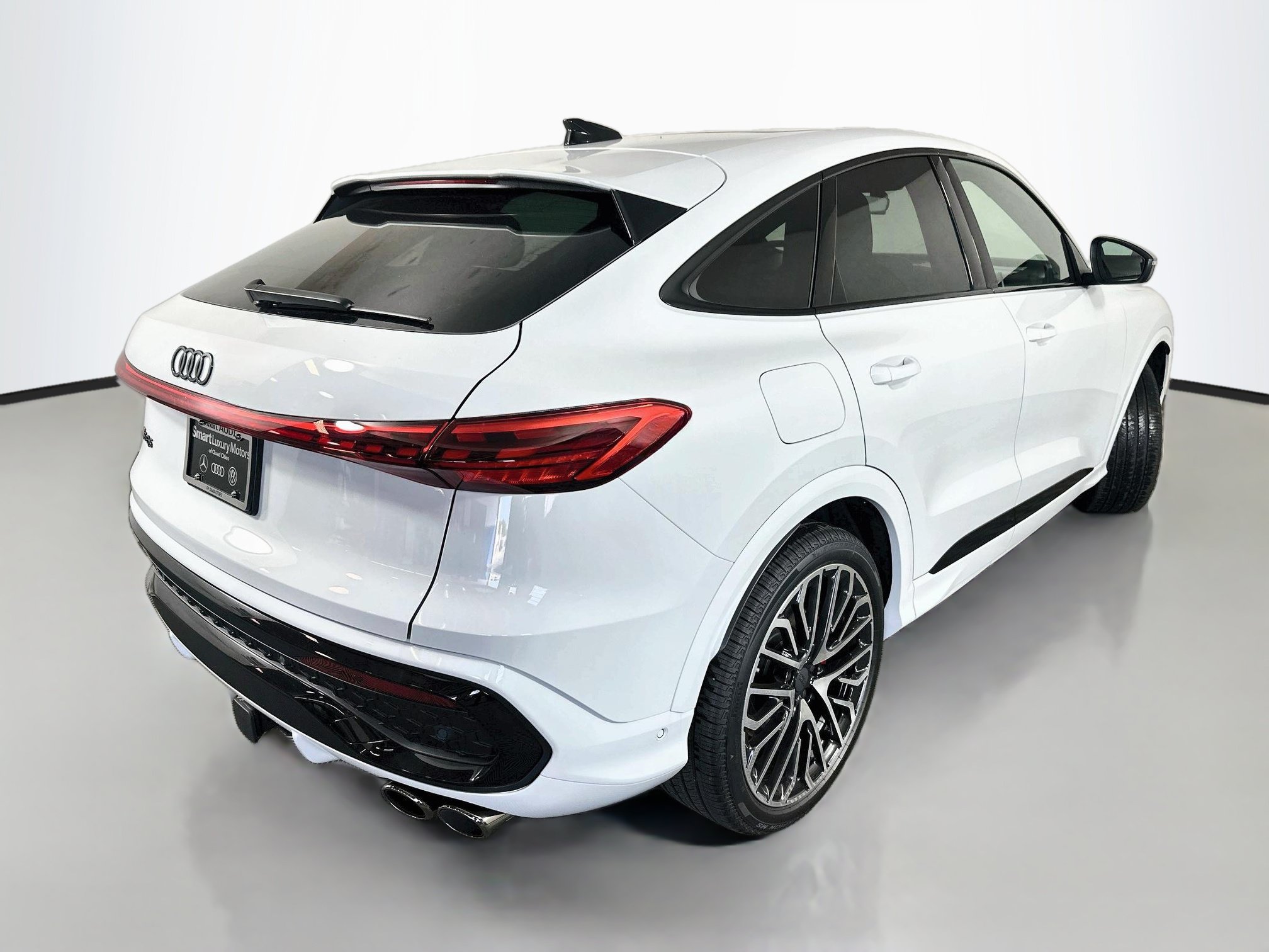 New 2026 Audi SQ5 Premium Plus AWD/4WD image 7