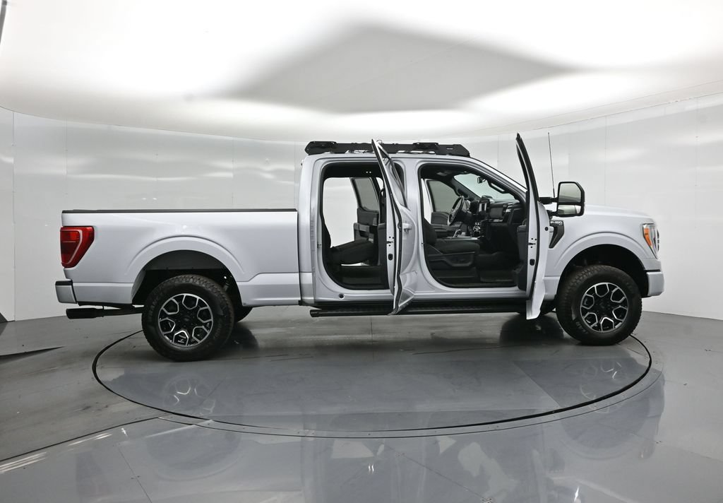 Used 2022 Ford F150 XLT w/ Equipment Group 302A High AWD/4WD image 4