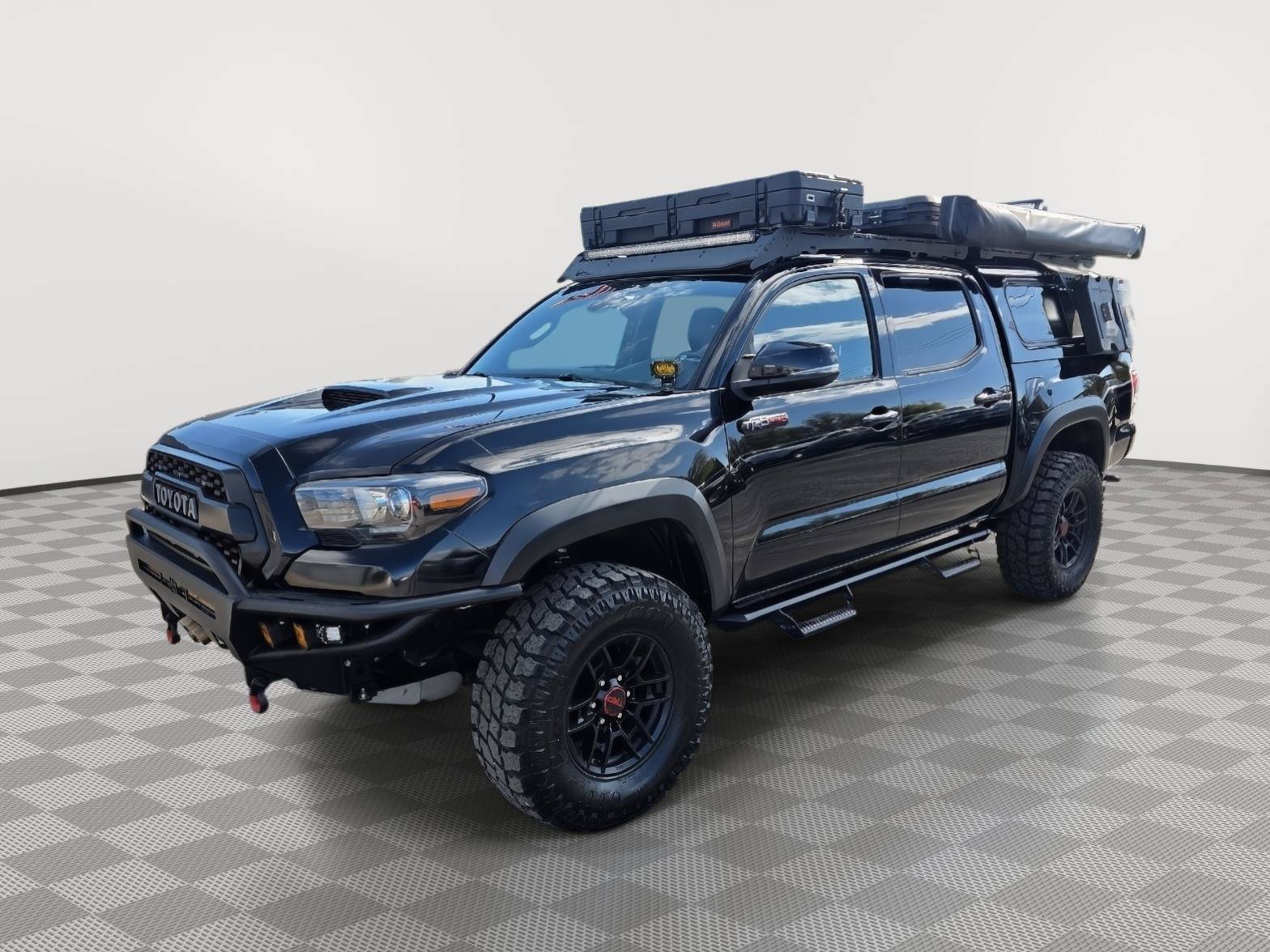 Used 2019 Toyota Tacoma TRD Pro AWD/4WD image 2