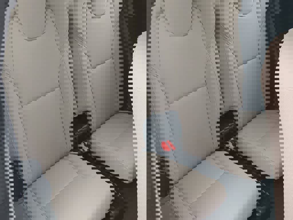 New 2026 Volvo XC90 B6 Plus w/ Protection Package Premier image 21