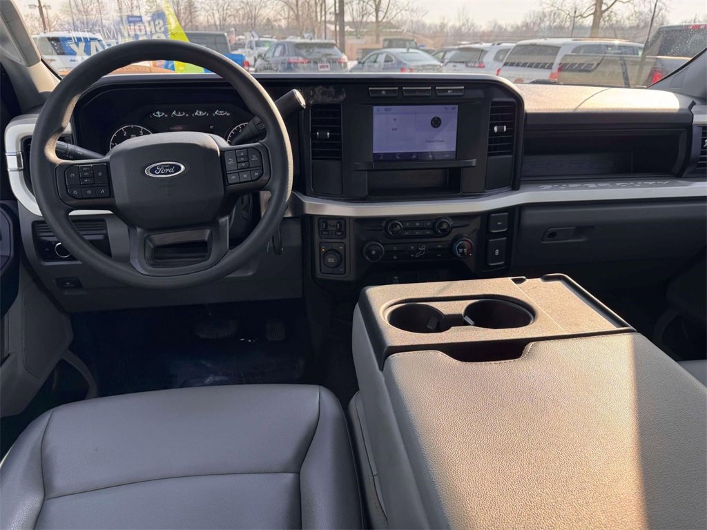 Used 2024 Ford F350 XL image 3