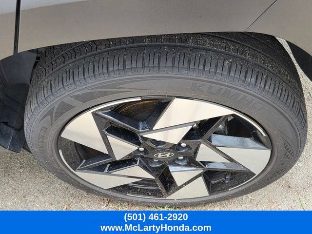 Used 2024 Hyundai Kona Limited AWD/4WD image 7