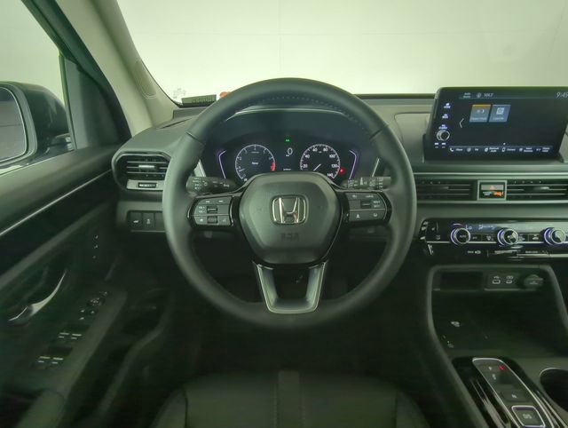 New 2025 Honda Pilot EX-L image 32