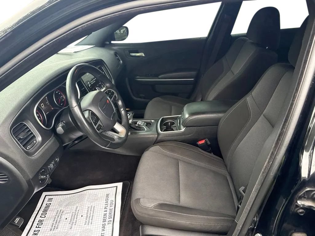 Used 2018 Dodge Charger R/T RWD image 12