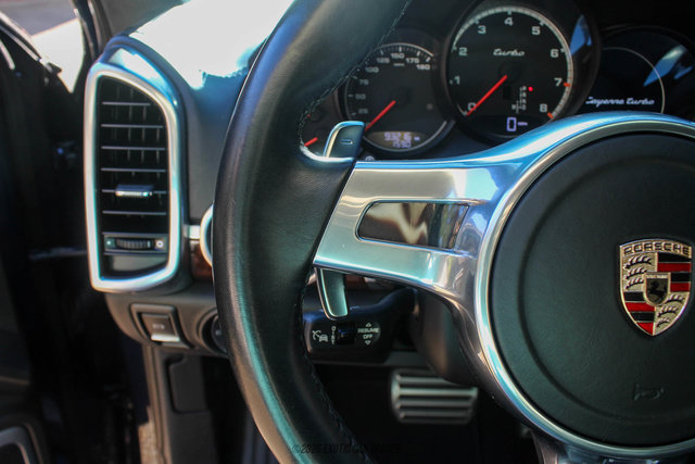 Used 2012 Porsche Cayenne Turbo AWD/4WD image 19