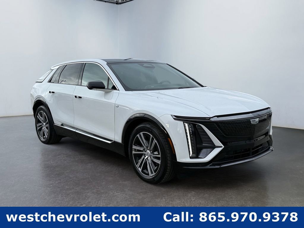 Used 2024 Cadillac Lyriq Luxury image 1