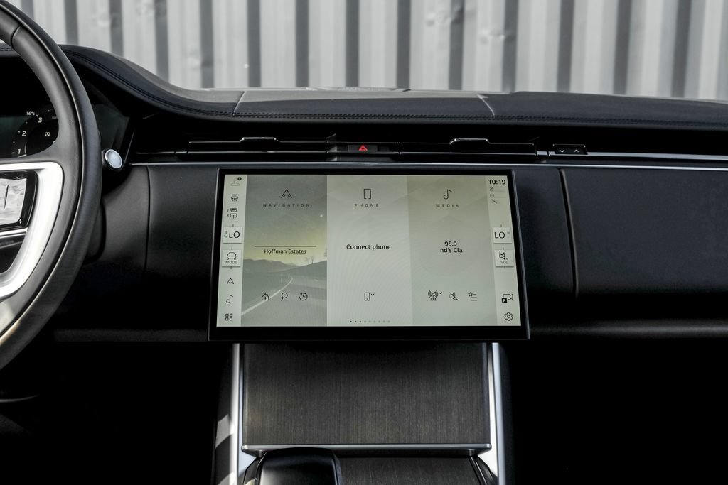 New 2026 Land Rover Range Rover SV AWD/4WD image 21